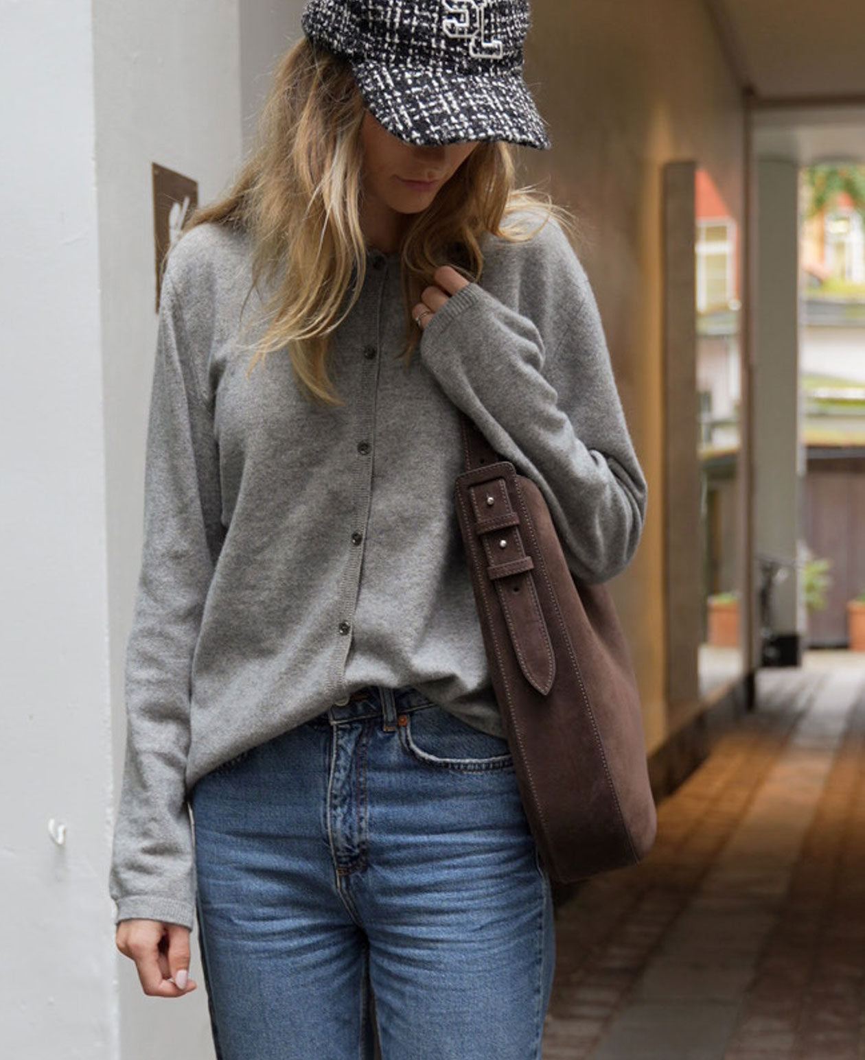 FARRAH hobo bag - Suede Dark Brown