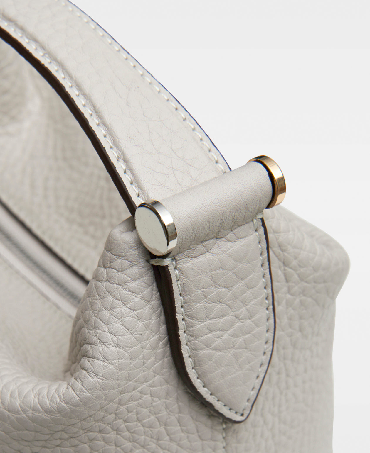 DECADENT COPENHAGEN CALLY box bag Håndtasker Oat