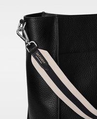 DECADENT COPENHAGEN SHEILA bucket bag Skuldertasker Black