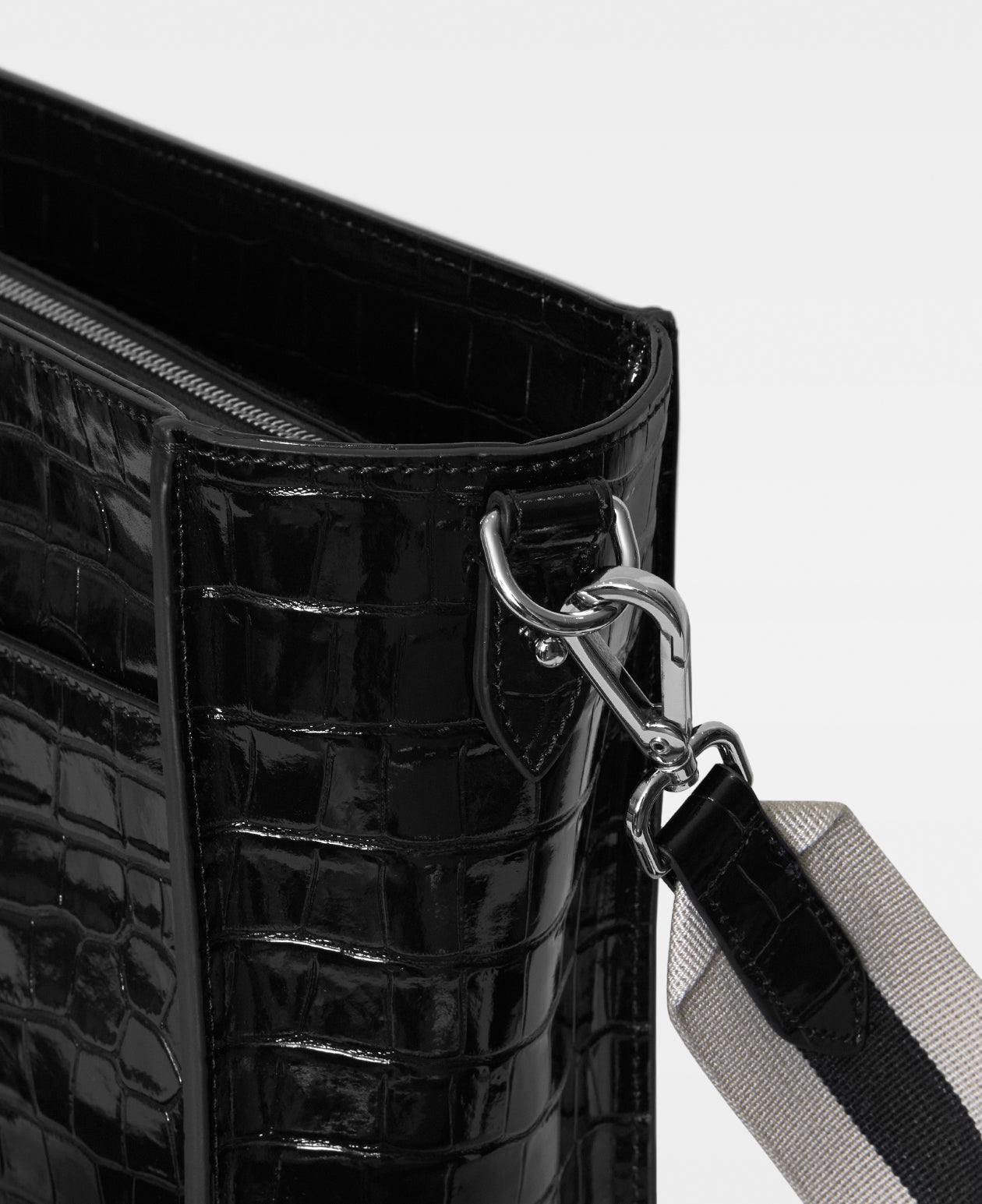 DECADENT COPENHAGEN VIVIAN small bucket bag Skuldertasker Croco Black